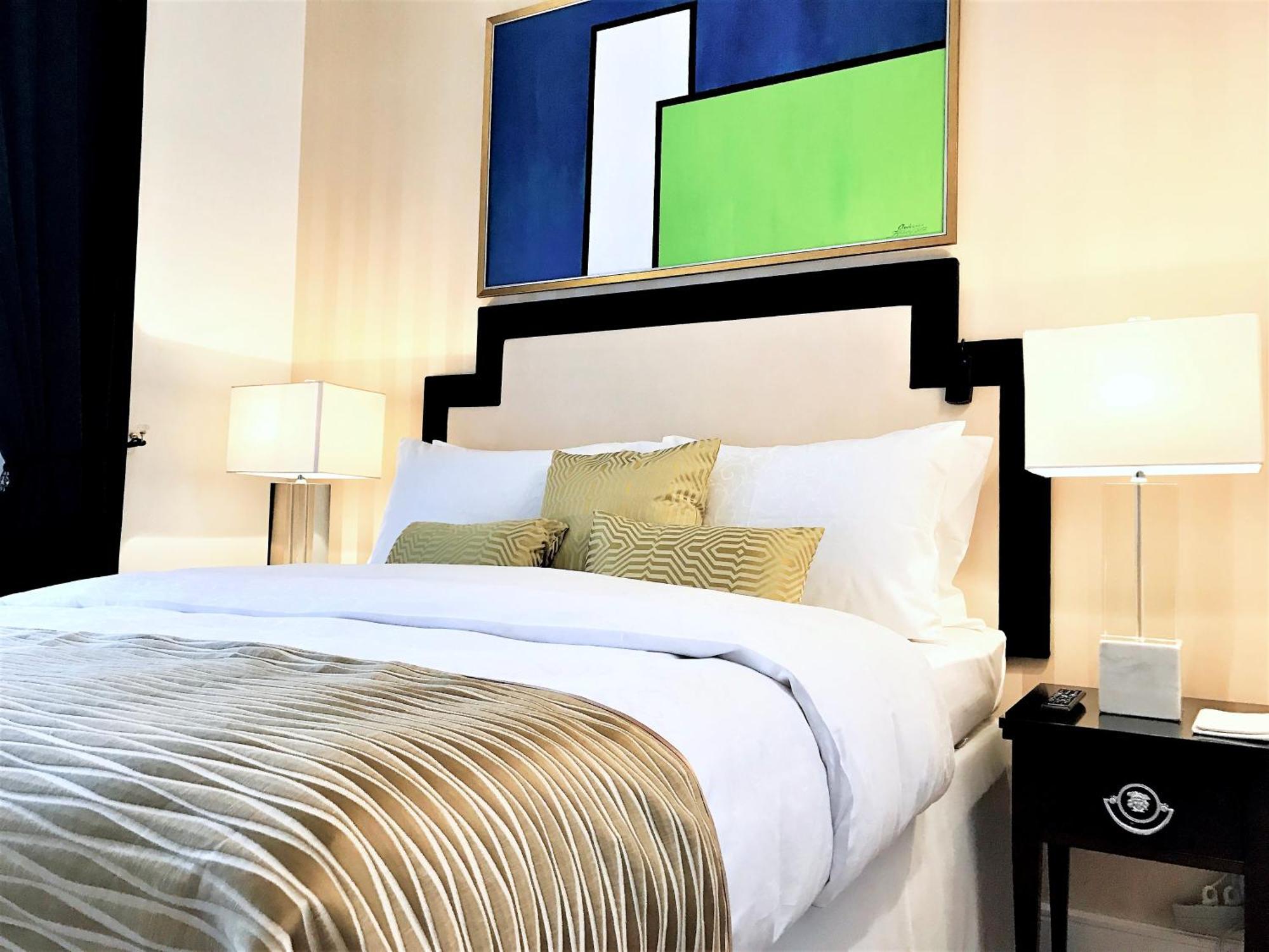 Mondrian Luxury Suites & Apartments Old Town Varsavia Camera foto