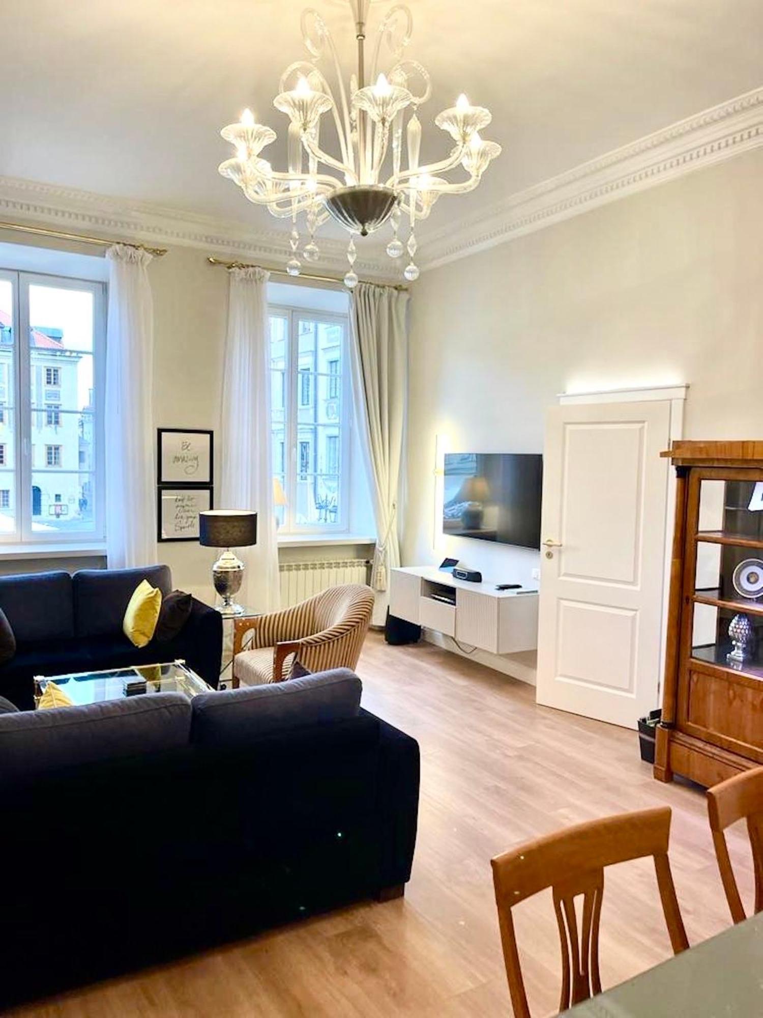 Mondrian Luxury Suites & Apartments Old Town Varsavia Camera foto