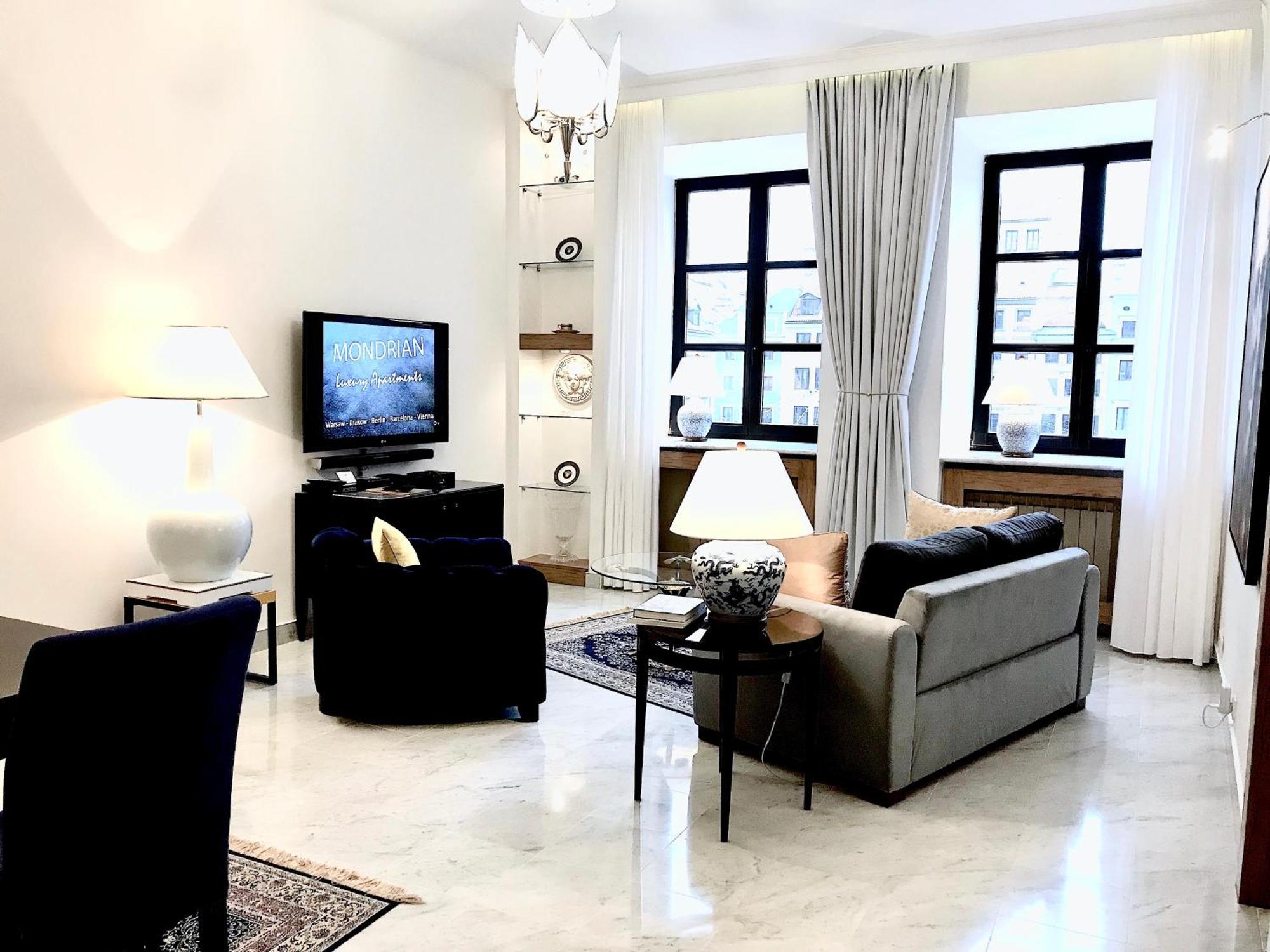 Mondrian Luxury Suites & Apartments Old Town Varsavia Esterno foto