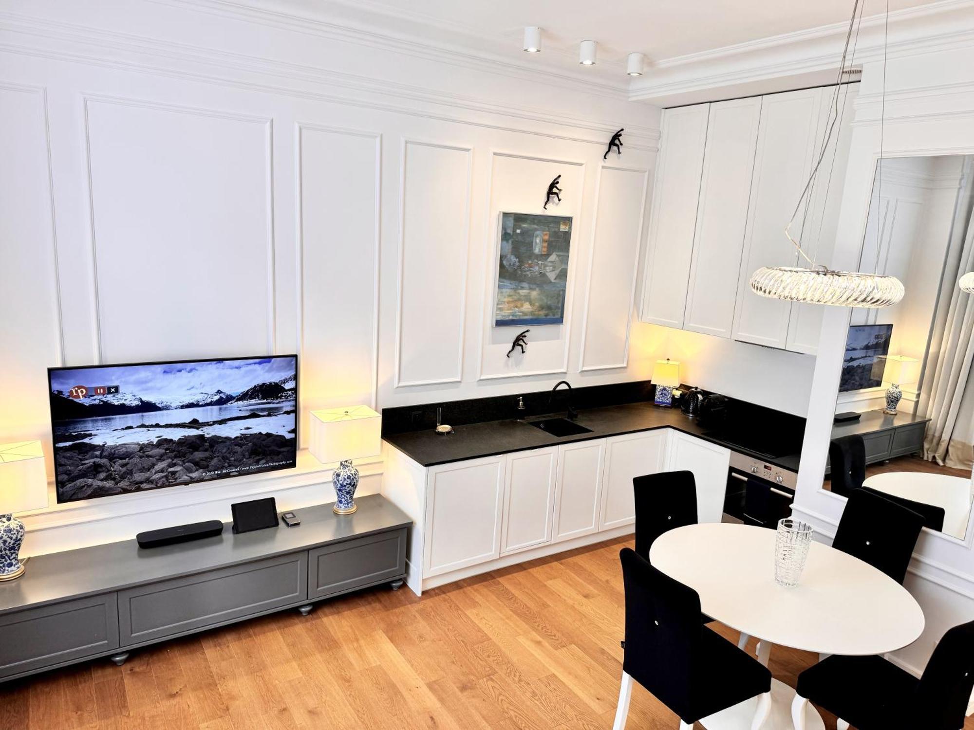 Mondrian Luxury Suites & Apartments Old Town Varsavia Camera foto