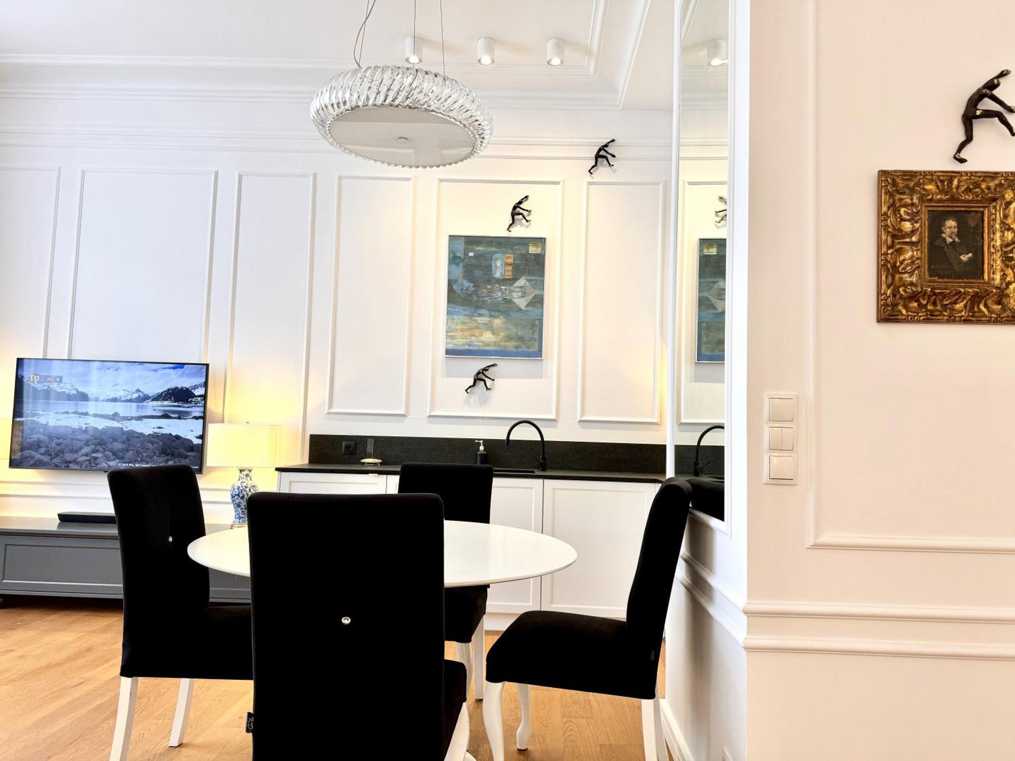 Mondrian Luxury Suites & Apartments Old Town Varsavia Esterno foto